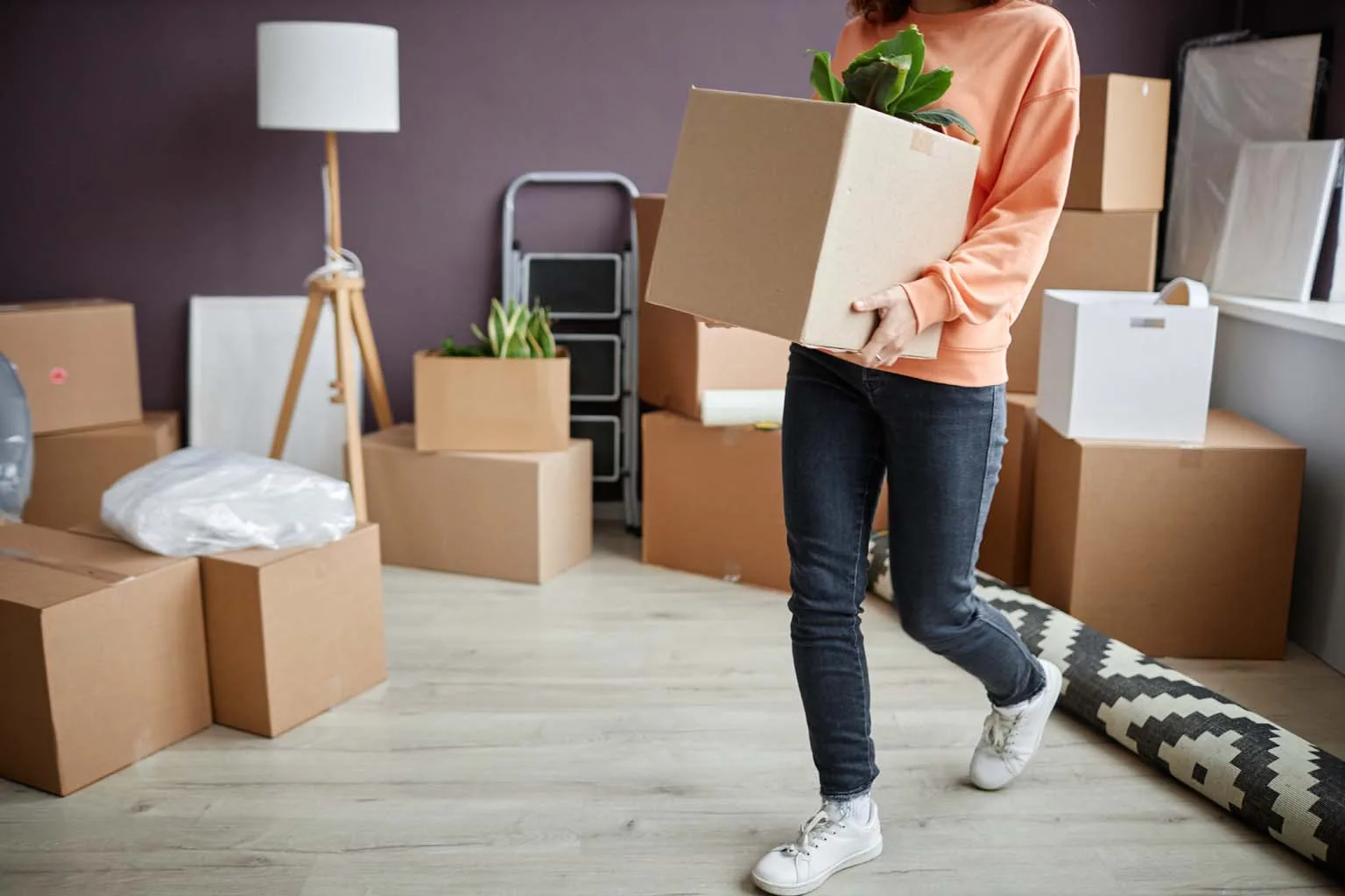 Move-in and move-out house cleaning service
